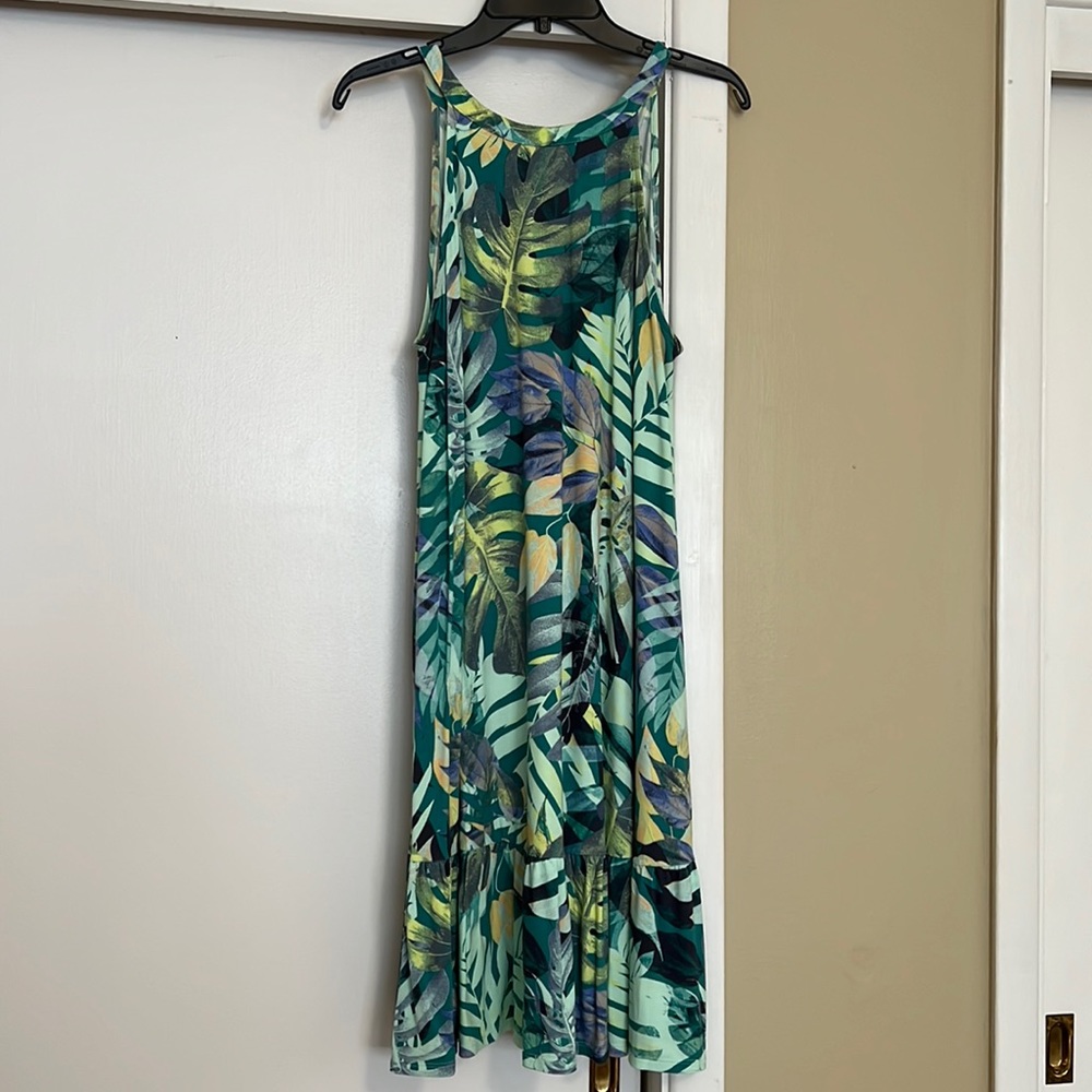 Super cute! Great for spring! Time and Tru size L